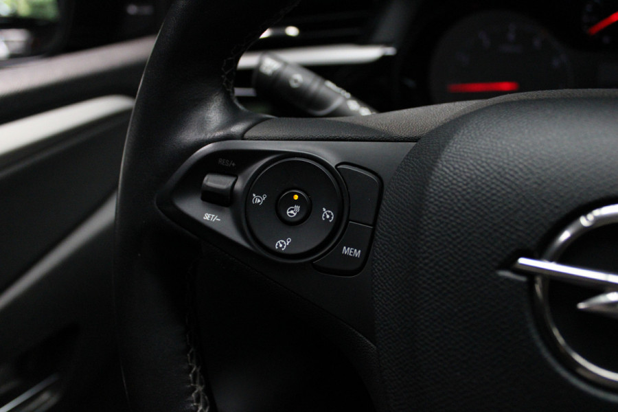 Opel Corsa 1.2 Navi Airco Stoel- & stuur verwarming Carplay PDC Bluetooth Cruise BTW auto