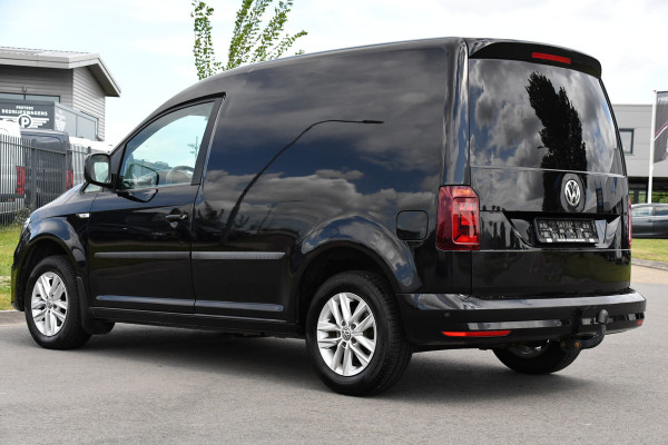 Volkswagen Caddy 2.0 TDI L1H1 Highline Adaptieve Cruise, Carplay, LED, Stoelverwarming, Automaat, Sensoren, Trekaak, Standkachel, Uniek!