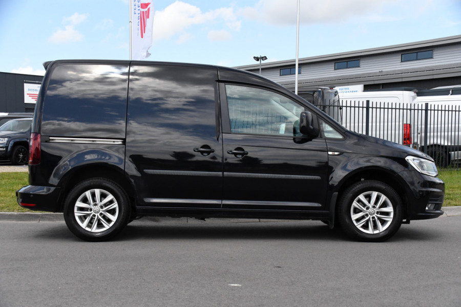 Volkswagen Caddy 2.0 TDI L1H1 Highline Adaptieve Cruise, Carplay, LED, Stoelverwarming, Automaat, Sensoren, Trekaak, Standkachel, Uniek!