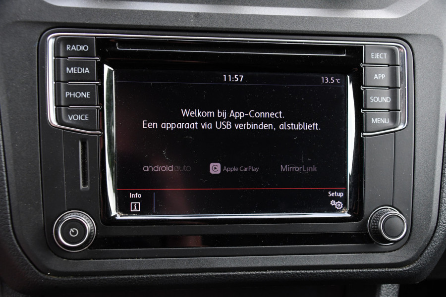 Volkswagen Caddy 2.0 TDI L1H1 Highline Adaptieve Cruise, Carplay, LED, Stoelverwarming, Automaat, Sensoren, Trekaak, Standkachel, Uniek!