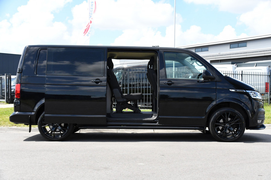 Volkswagen Transporter 2.0 TDI L2H1 32 DC Bulli Virtual, Adaptieve Cruise, Carplay, LED, 150PK, Stoelverwarming, Trekhaak, 2 x Schuifdeur, Standkachel, Uniek!