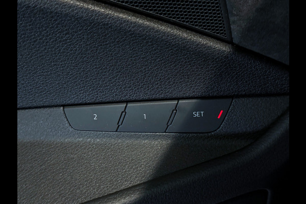 Audi e-tron e-tron 50 quattro 3x S-Line 71 kWh Luchtvering|Panorama|Sfeer|NL NAP