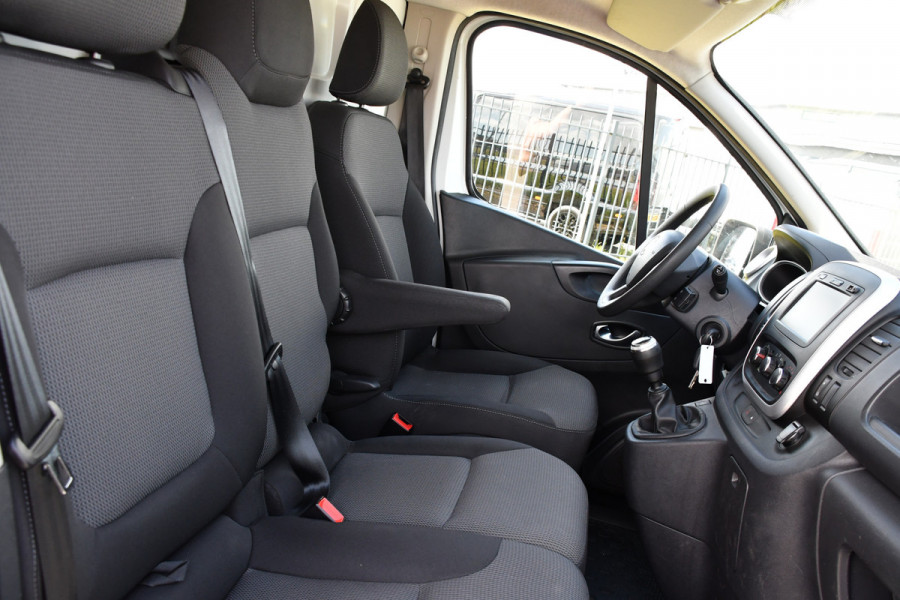 Fiat Talento 2.0 MultiJet L2H1 PB Edition Cruise, Carplay, Sensoren, 145PK, Sensoren, Airco, Multimedia, NAVI, Uniek!