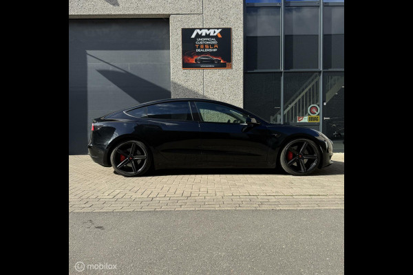 Tesla Model 3 Performance AWD 78 kWh CUSTOM HOOD EN VELGEN