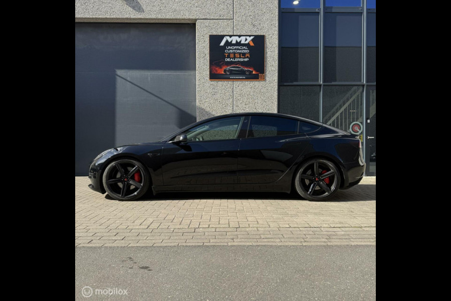 Tesla Model 3 Performance AWD 78 kWh CUSTOM HOOD EN VELGEN