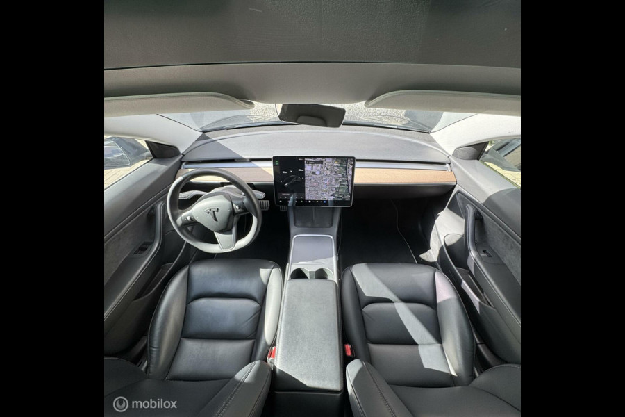Tesla Model 3 Performance AWD 78 kWh CUSTOM HOOD EN VELGEN