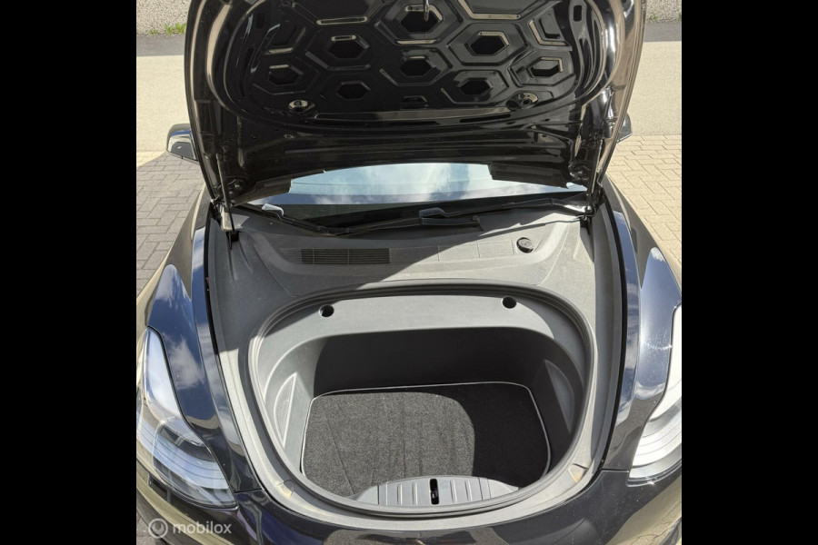 Tesla Model 3 Performance AWD 78 kWh CUSTOM HOOD EN VELGEN
