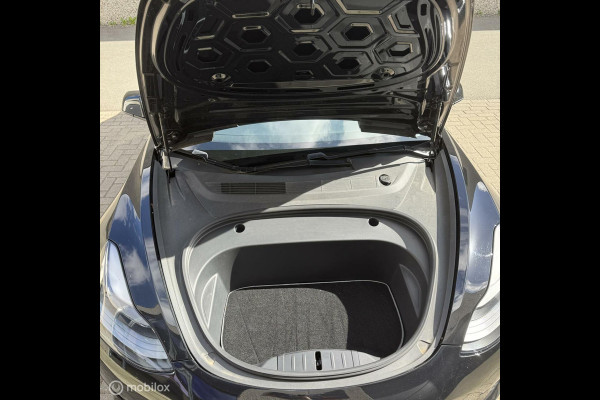 Tesla Model 3 Performance AWD 78 kWh CUSTOM HOOD EN VELGEN