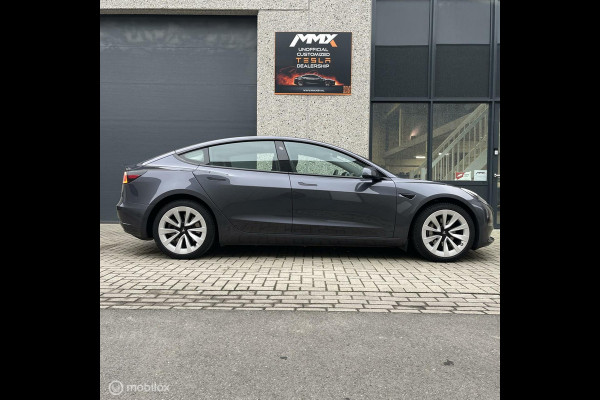 Tesla Model 3 Long Range 78kwh GRIJS Trekhaak MMX PACK