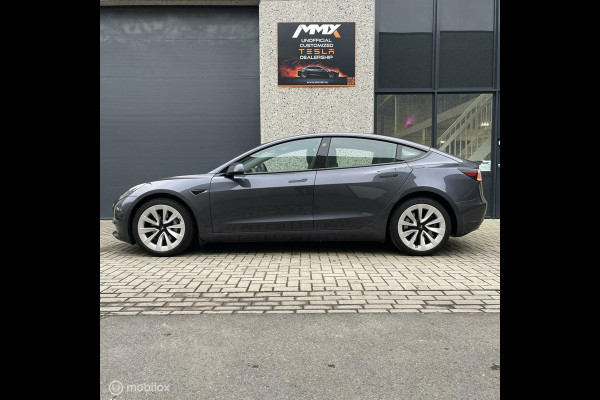Tesla Model 3 Long Range 78kwh GRIJS Trekhaak MMX PACK