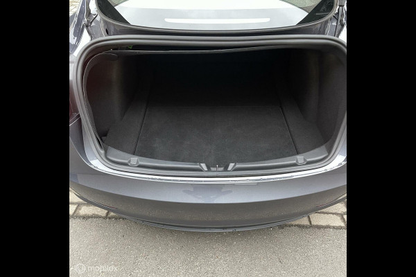 Tesla Model 3 Long Range 78kwh GRIJS Trekhaak MMX PACK