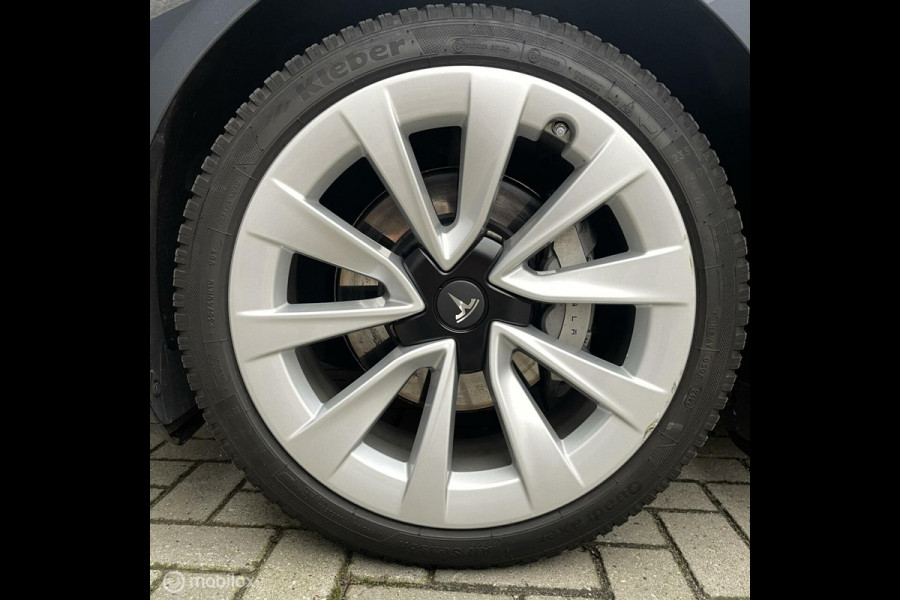 Tesla Model 3 Long Range 78kwh GRIJS Trekhaak MMX PACK