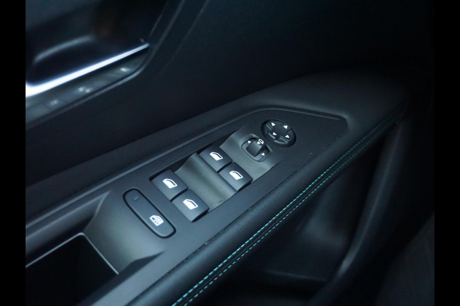 Peugeot 3008 1.6 HYbrid 180 Allure Pack Business