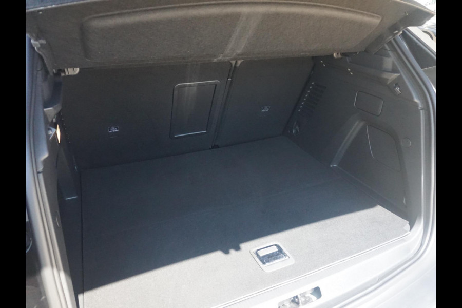 Peugeot 3008 1.6 HYbrid 180 Allure Pack Business