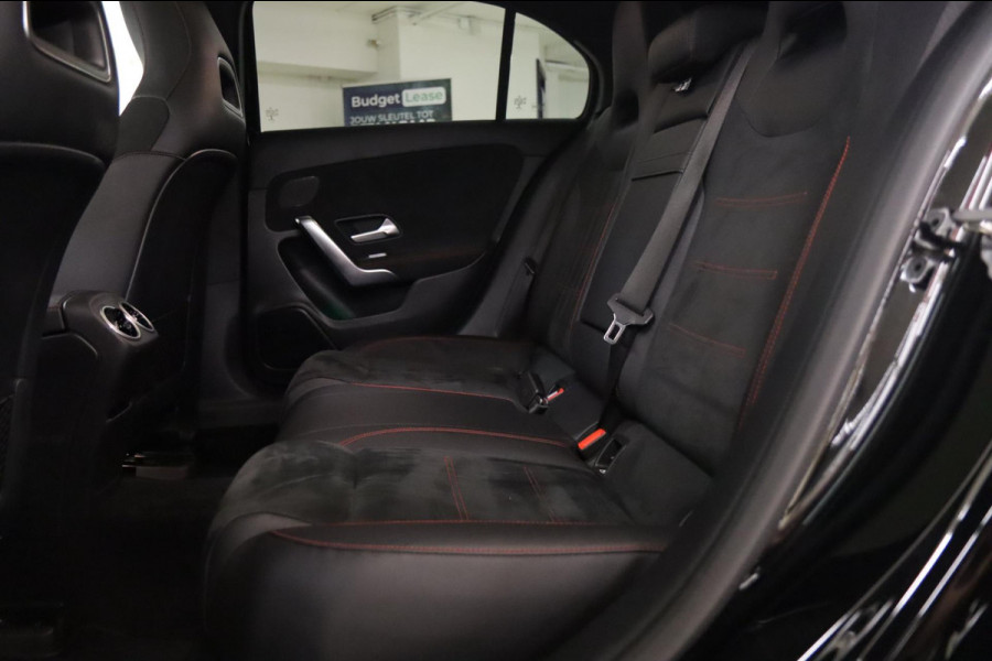 Mercedes-Benz A-Klasse 200 AMG /PANO/MEMORY/KEYLESS/CAMERA/VOL!