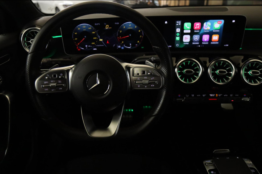 Mercedes-Benz A-Klasse 200 AMG /PANO/MEMORY/KEYLESS/CAMERA/VOL!
