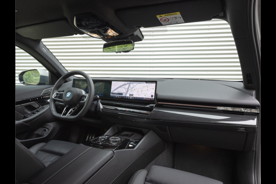 BMW 5 Serie 530e M-Sport Pro - Stoelventilatie - Trekhaak - Bowers & Wilkins