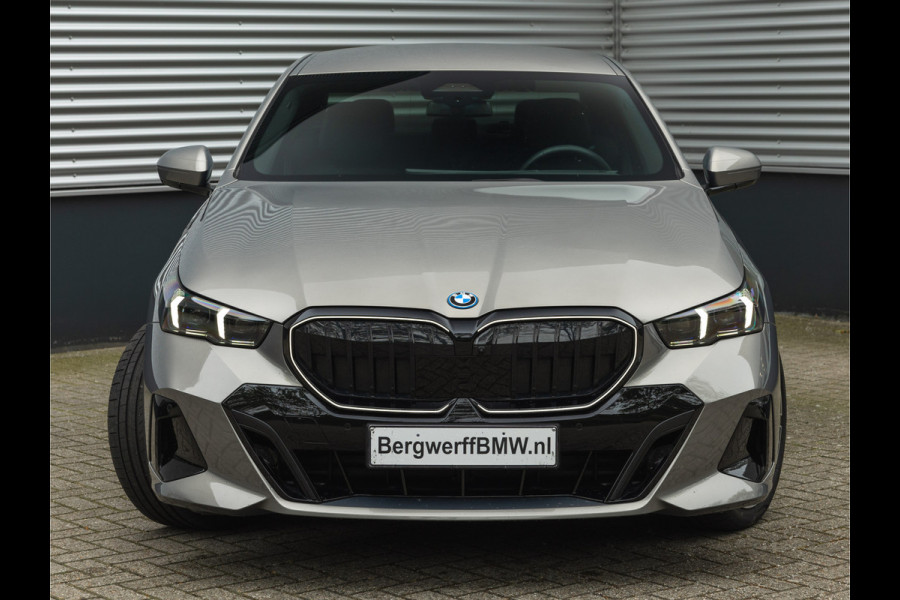 BMW 5 Serie 530e M-Sport Pro - Stoelventilatie - Trekhaak - Bowers & Wilkins