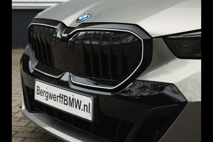 BMW 5 Serie 530e M-Sport Pro - Stoelventilatie - Trekhaak - Bowers & Wilkins