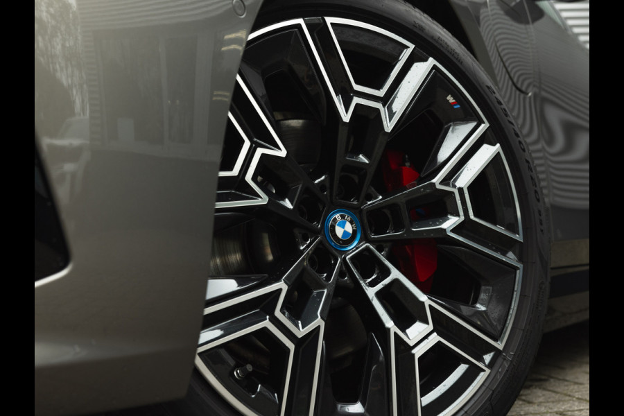 BMW 5 Serie 530e M-Sport Pro - Stoelventilatie - Trekhaak - Bowers & Wilkins