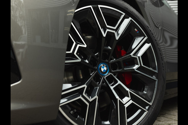 BMW 5 Serie 530e M-Sport Pro - Stoelventilatie - Trekhaak - Bowers & Wilkins