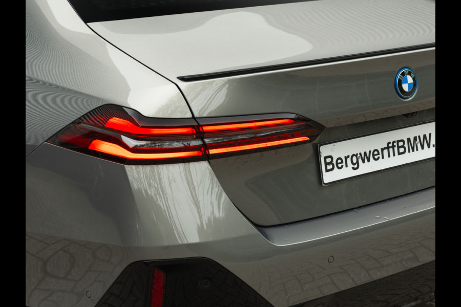 BMW 5 Serie 530e M-Sport Pro - Stoelventilatie - Trekhaak - Bowers & Wilkins