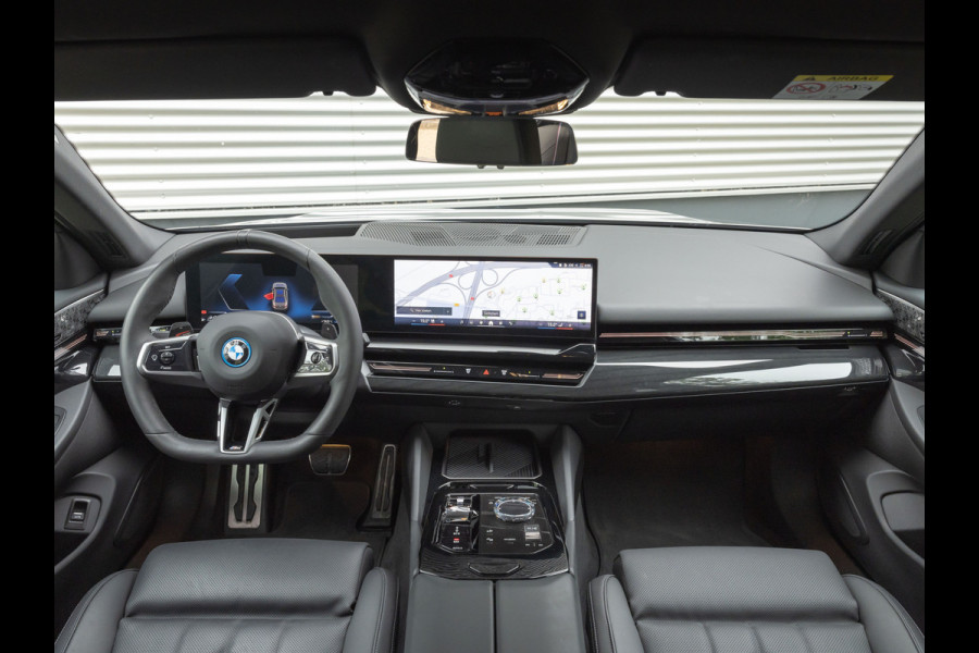 BMW 5 Serie 530e M-Sport Pro - Stoelventilatie - Trekhaak - Bowers & Wilkins
