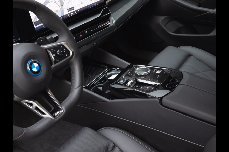 BMW 5 Serie 530e M-Sport Pro - Stoelventilatie - Trekhaak - Bowers & Wilkins