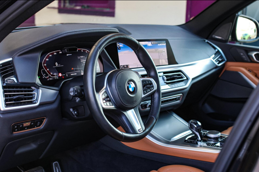 BMW X5 XDrive45e M-Sport *Pano*M-Stoelen*H/K*360 Camera*Trekhaak*