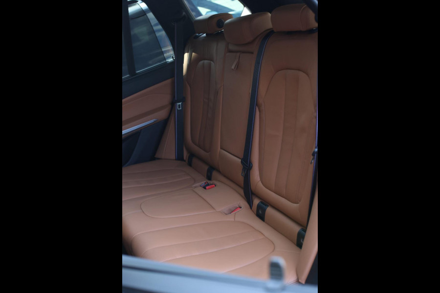 BMW X5 XDrive45e M-Sport *Pano*M-Stoelen*H/K*360 Camera*Trekhaak*