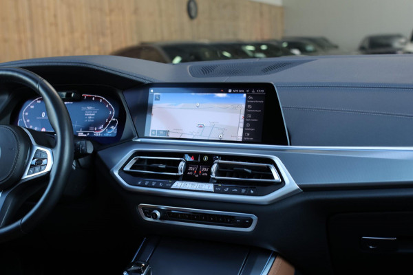BMW X5 XDrive45e M-Sport *Pano*M-Stoelen*H/K*360 Camera*Trekhaak*