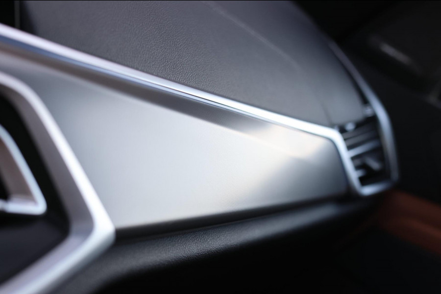 BMW X5 XDrive45e M-Sport *Pano*M-Stoelen*H/K*360 Camera*Trekhaak*