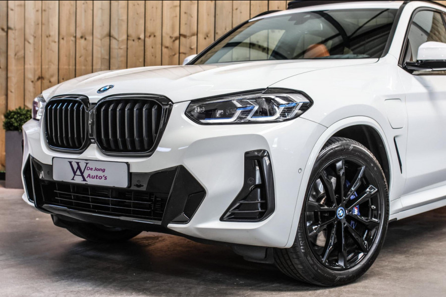 BMW X3 XDrive30e M-Sport *Pano*M-Stoelen*360 Camera*Keyless*Head-Up*
