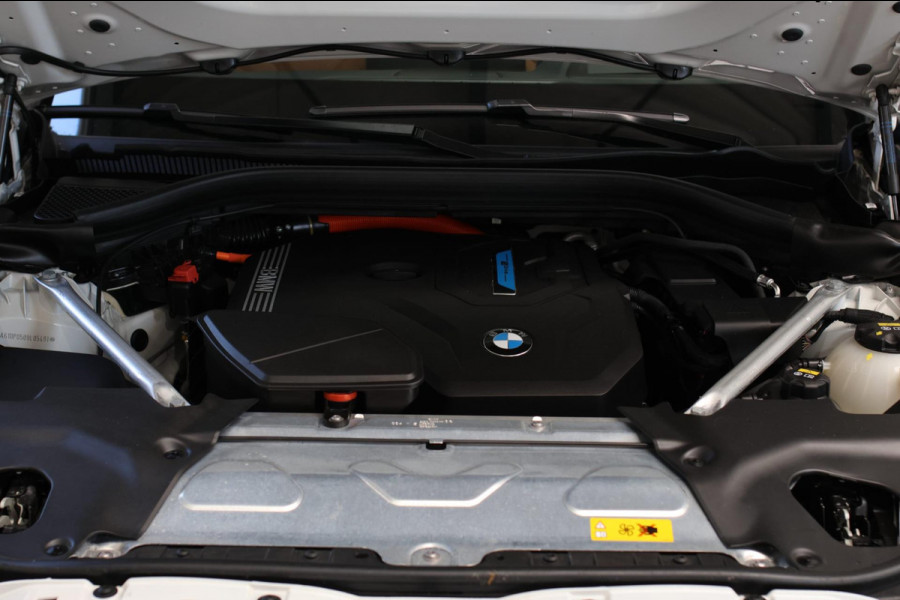 BMW X3 XDrive30e M-Sport *Pano*M-Stoelen*360 Camera*Keyless*Head-Up*