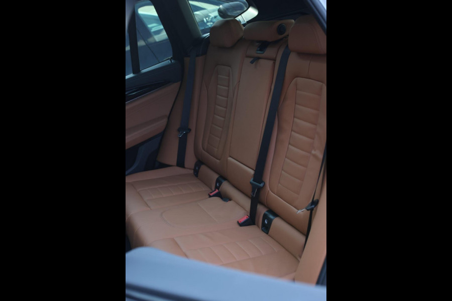 BMW X3 XDrive30e M-Sport *Pano*M-Stoelen*360 Camera*Keyless*Head-Up*