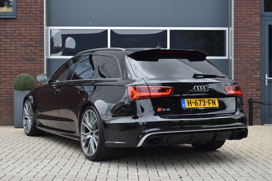 Audi RS6 4.0 V8 TFSI 605pk Quattro Performance | Luchtvering | Trekhaak | Keramisch