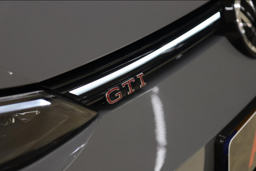 Volkswagen Golf 2.0 TSI GTI CLUBSPORT /PANO/NUR/H-K/HUD/IQ-LIGHT/VOLL