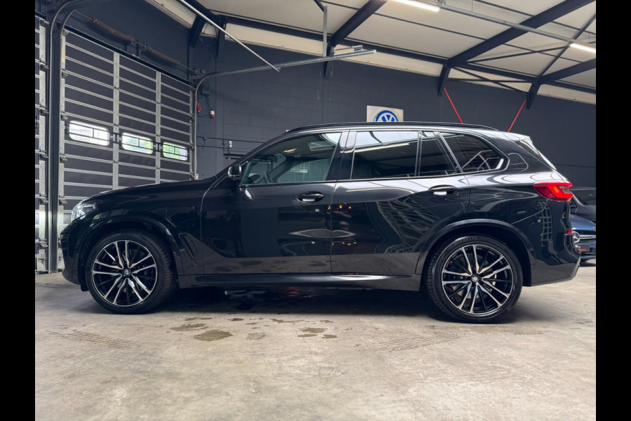 BMW X5 XDrive45e B&W-CRYSTAL-HUD-MEMORY-MASSAGE-STOELKOELING