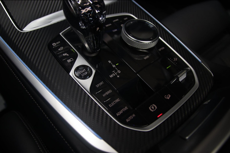 BMW X5 XDrive45e B&W-CRYSTAL-HUD-MEMORY-MASSAGE-STOELKOELING