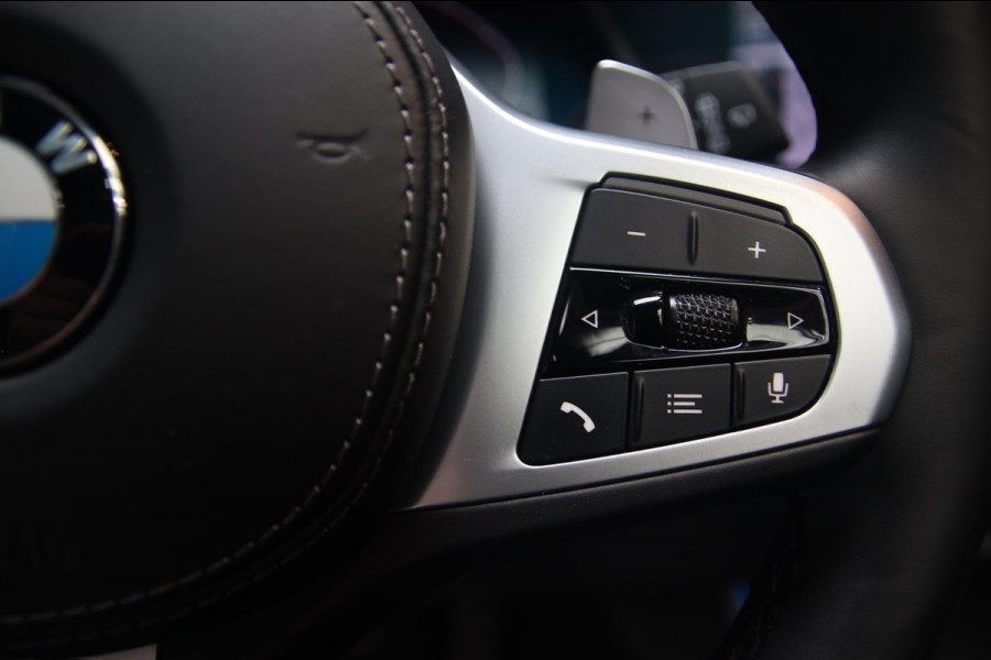 BMW X5 XDrive45e B&W-CRYSTAL-HUD-MEMORY-MASSAGE-STOELKOELING
