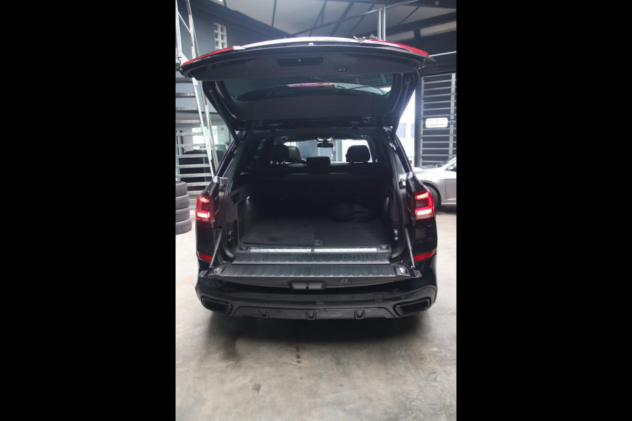 BMW X5 XDrive45e B&W-CRYSTAL-HUD-MEMORY-MASSAGE-STOELKOELING
