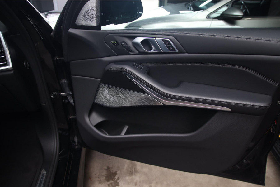 BMW X5 XDrive45e B&W-CRYSTAL-HUD-MEMORY-MASSAGE-STOELKOELING