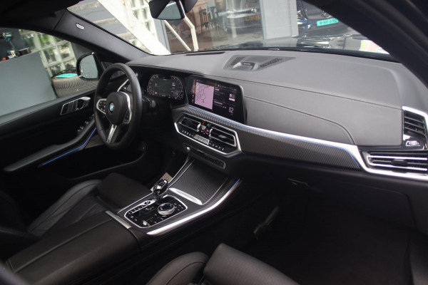 BMW X5 XDrive45e B&W-CRYSTAL-HUD-MEMORY-MASSAGE-STOELKOELING