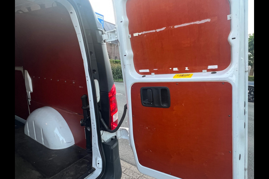 Mercedes-Benz Vito 114 CDI Lang dealer onderhouden NAP.