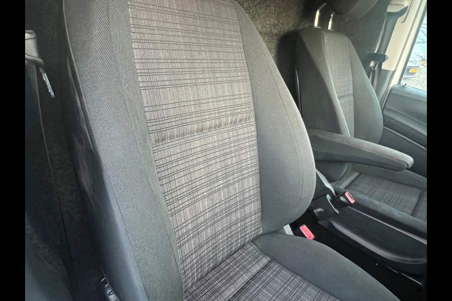 Mercedes-Benz Vito 114 CDI Lang dealer onderhouden NAP.