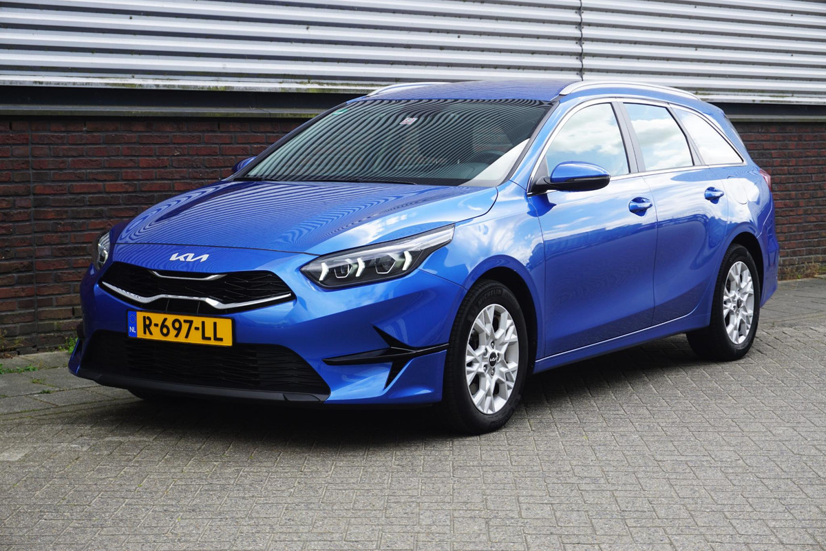 Kia Ceed Sportswagon 1.0 T-GDi 120PK DynamicLine/Geen Importauto/ Dealeronderhouden Kia Ceed Sportswagon 1.0 T-GDi 120PK DynamicLine/Geen Importauto/ Dealeronderhouden