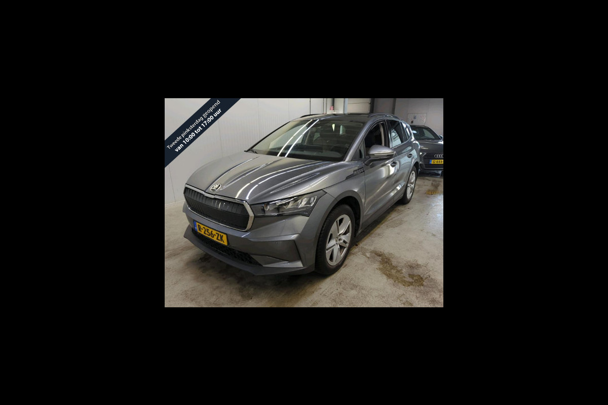 Škoda ENYAQ iV 60 Climate control LED Cruise control adaptive Panoramadak Trekhaak Parkeersensoren + camera Apple Carplay/ Android Auto Škoda ENYAQ iV 60 Climate control LED Cruise control adaptive Panoramadak Trekhaak Parkeersensoren + camera Apple Carplay/ Android Auto