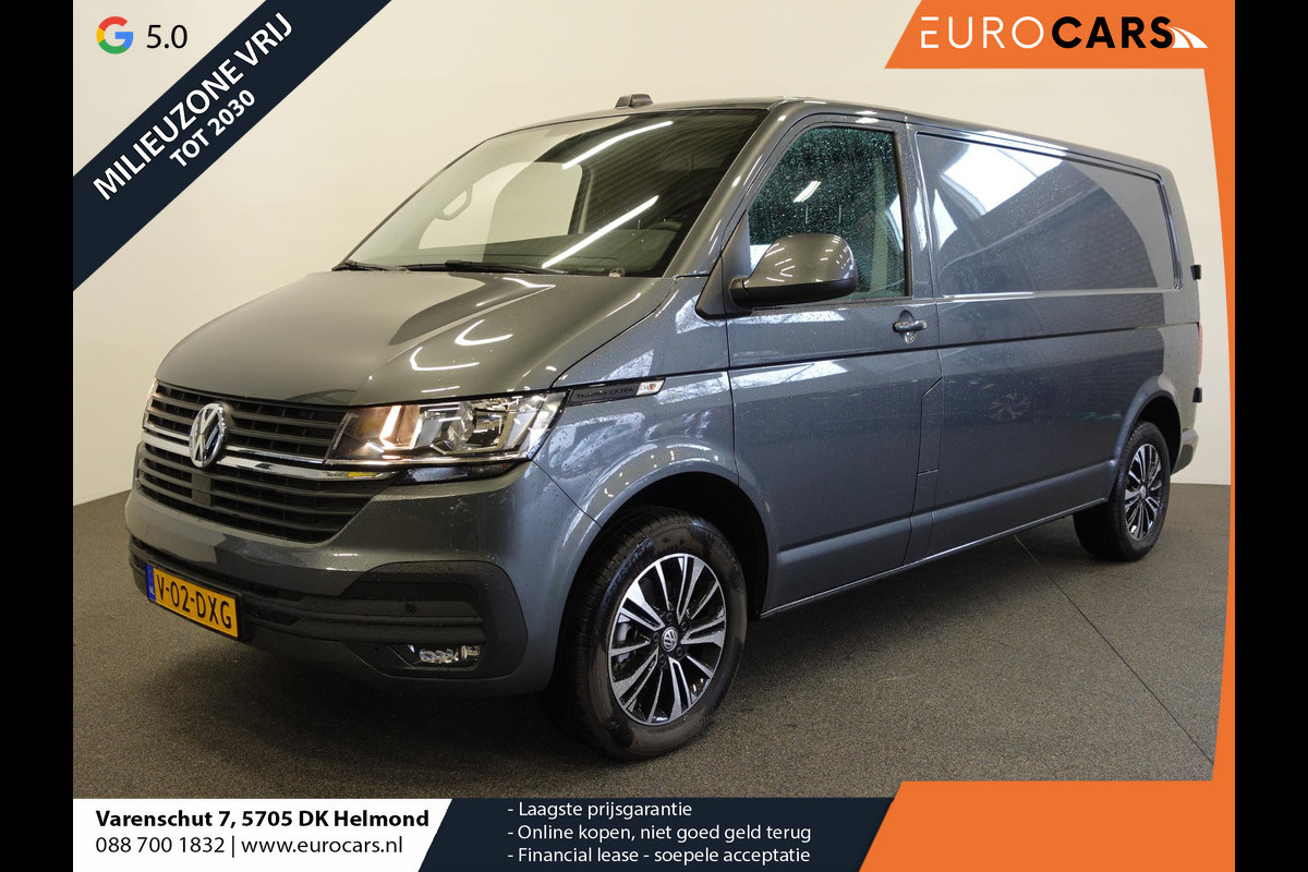 Volkswagen Transporter 2.0 TDI L2H1 28 Highline Automaat Trekhaak Navigatie Apple Carplay Lm velgen Cruisecontrol ACC Volkswagen Transporter 2.0 TDI L2H1 28 Highline Automaat Trekhaak Navigatie Apple Carplay Lm velgen Cruisecontrol ACC