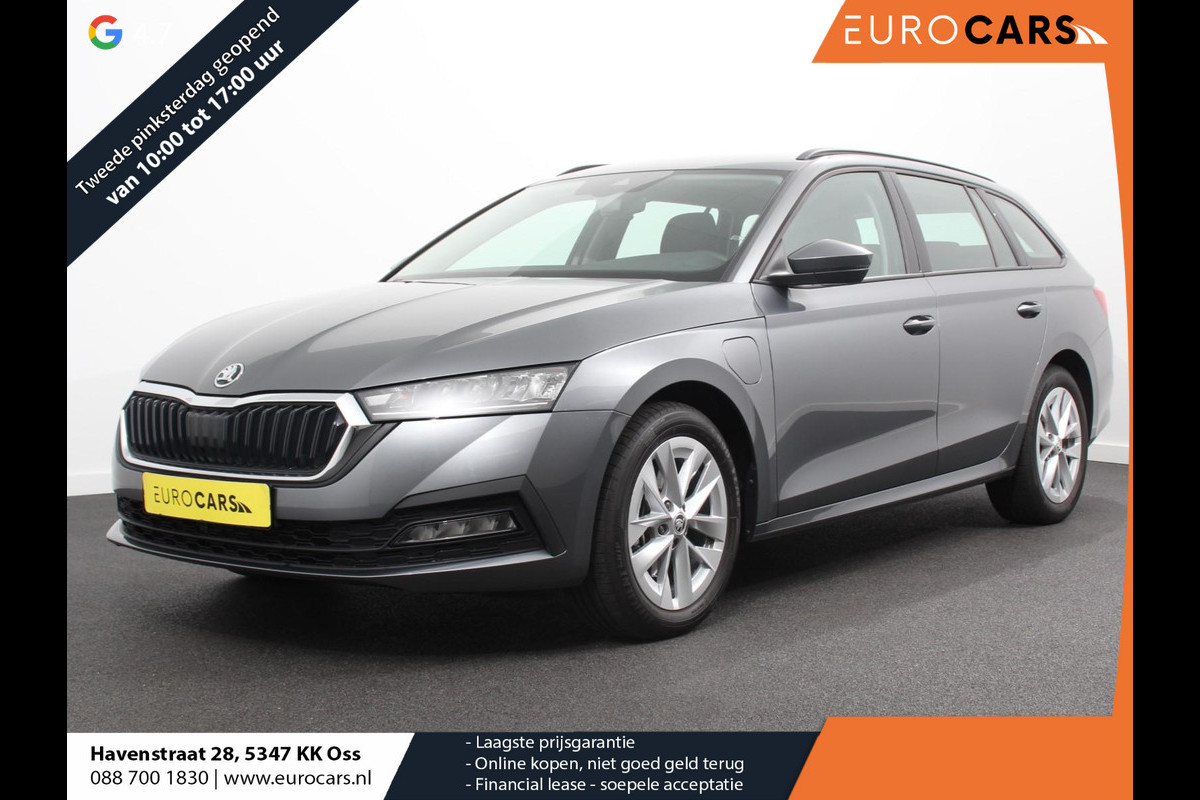 Škoda Octavia Combi 1.4 TSI iV 204pk PHEV Automaat Business Edition | Navigatie | Apple Carplay/Android Auto | Adaptive Cruise Control | Camera | Stoelverwarming | Lichtmetalen Velgen Škoda Octavia Combi 1.4 TSI iV 204pk PHEV Automaat Business Edition | Navigatie | Apple Carplay/Android Auto | Adaptive Cruise Control | Camera | Stoelverwarming | Lichtmetalen Velgen