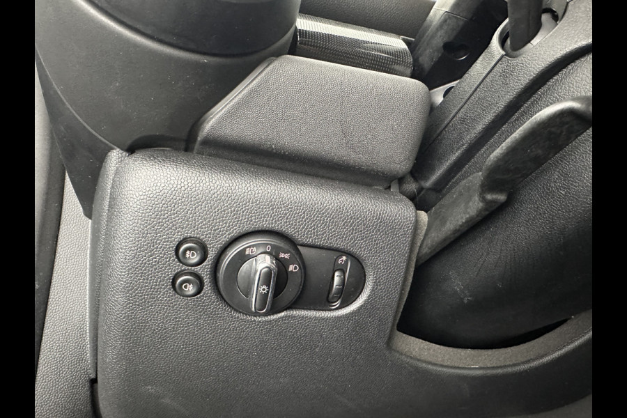 MINI Mini Electric Yours 33 kWh [ 3-Fase ] (INCL-BTW) *PANO | LUXURY-LEATHER | HARMAN/KARDON-AUDIO | FULL-LED | KEYLESS | CAMERA | NAVI-FULLMAP | DIGI-COCKPIT | DAB | HEAD-UP | HEATED-SPORTSEATS | 17"ALU*